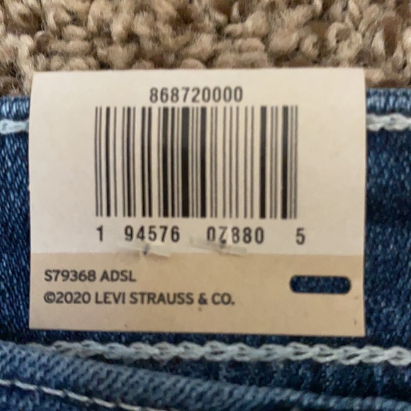 Levi Jeans - Picture 6 of 6